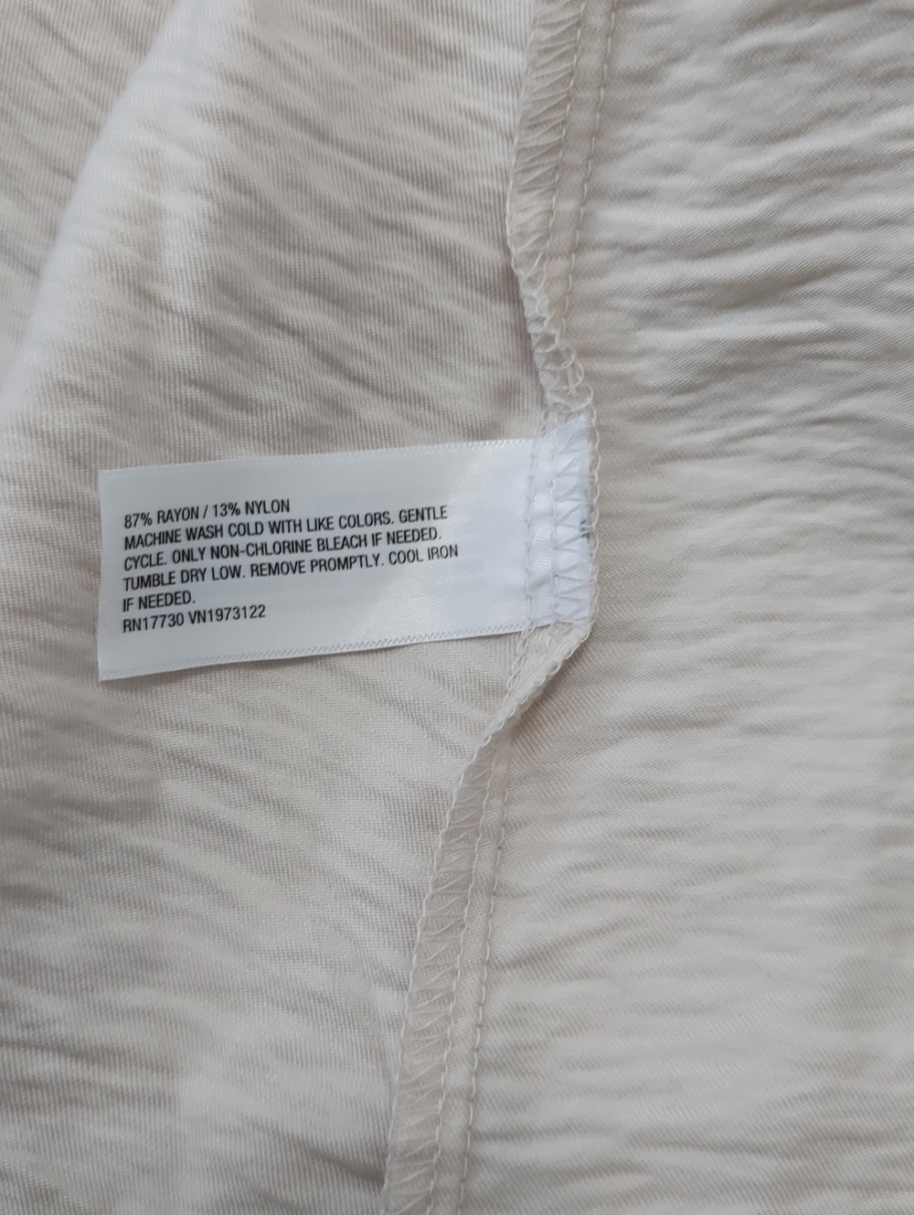 Ava & Viv Short Sleeve Button Down Top Bundle(2qty) Cream And Burgundy 3X NWOT - Picture 6 of 9